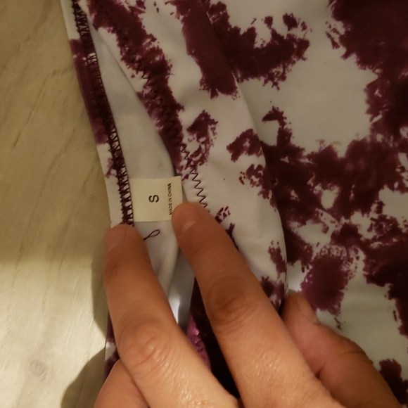 Bikini - Picture 7 of 7